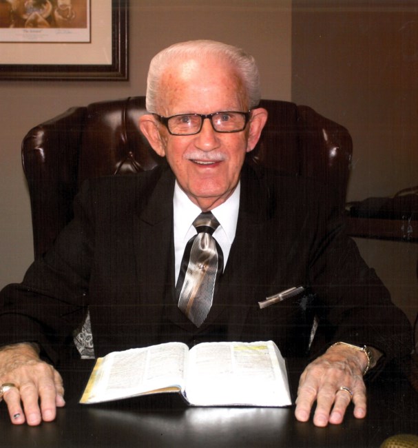 Obituario de Rev. Ray Hundley