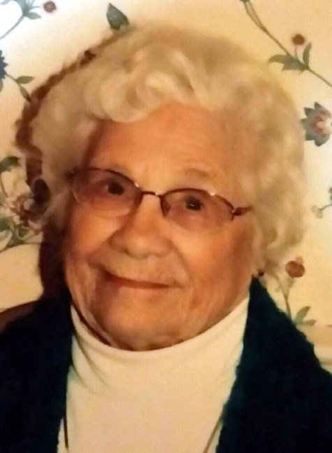 Obituary of Evelyn C Boewe