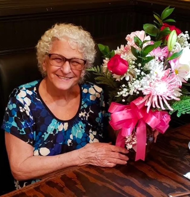 Avis de décès de Shirley Joyce Knight