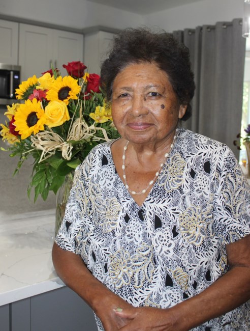 Obituary of Teresa Wences Estrada