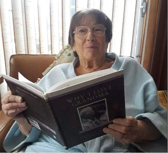 Obituary of Betty Schrater