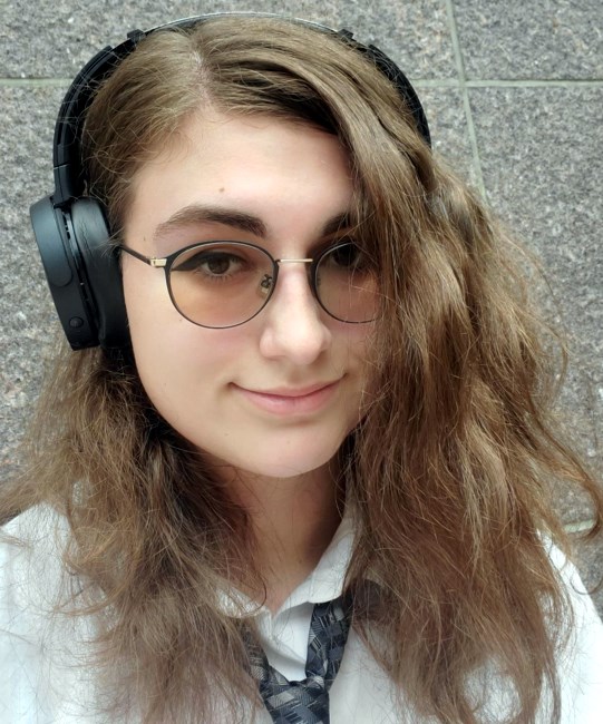 Avis de décès de Isabella "Izzy" Alexander