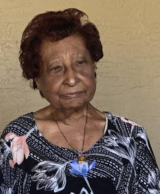 Obituary of Zoila Esperanza Fuentes