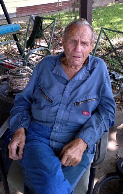 Obituary of Clarence Ray Lewis