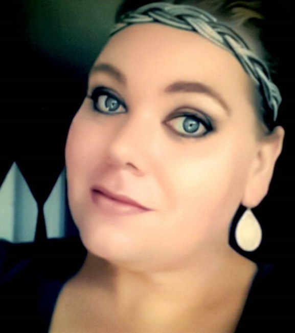 Obituary of Shana L Hall