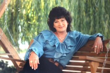 Obituary of Nell Hamilton Hamilton Ward