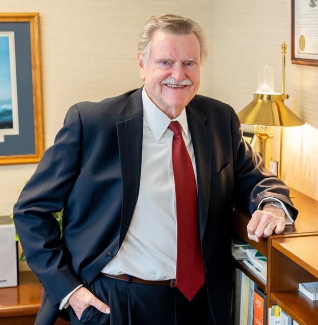 Avis de décès de David E. Hoy