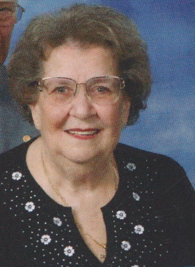 Obituary of Shirley May Chenoweth