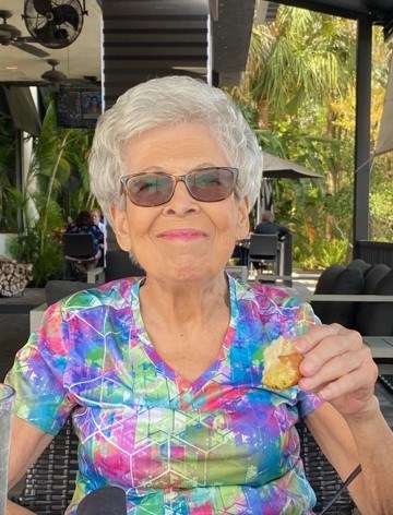 Obituary of Gladys Dominguez