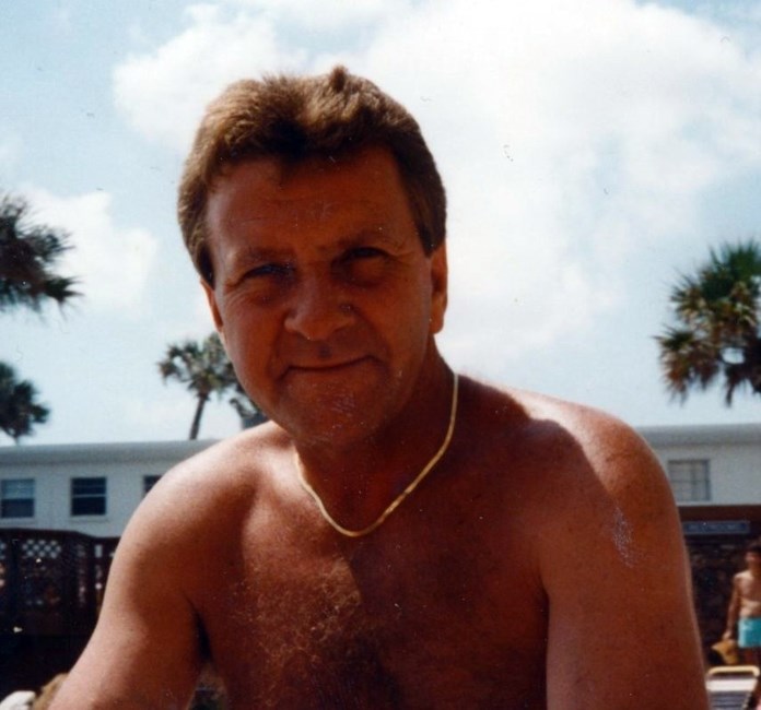 Avis de décès de Vernon E. Clark