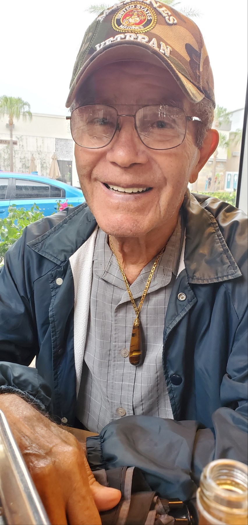 Obituary of Efren "Pete" Hoyos