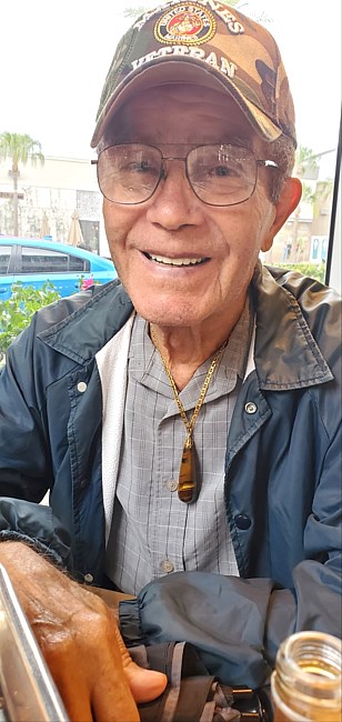 Obituary of Efren "Pete" Hoyos