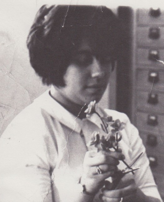 Obituary of Lois J. Gordon