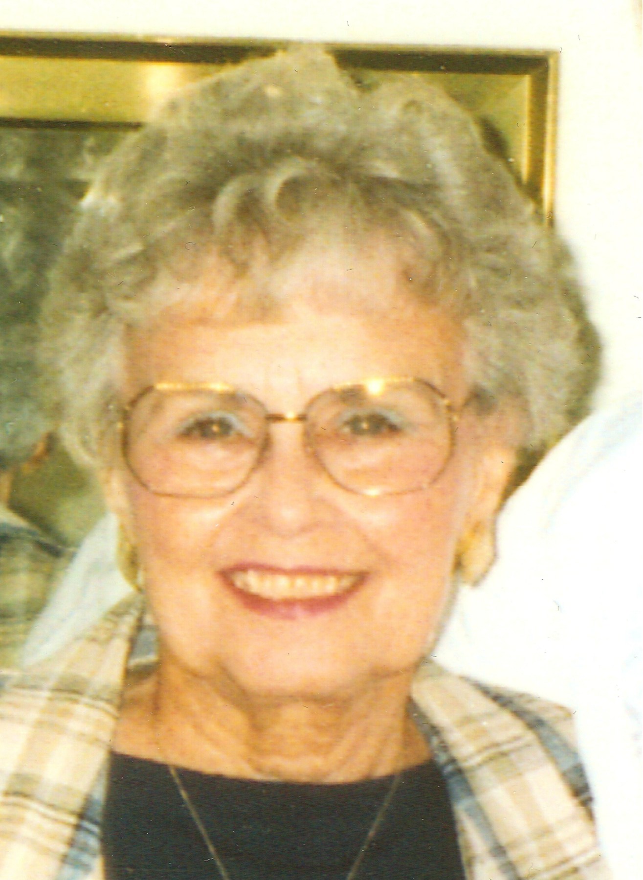 Obituary of Elizabeth Smiling Betty J. Dietz Harriger