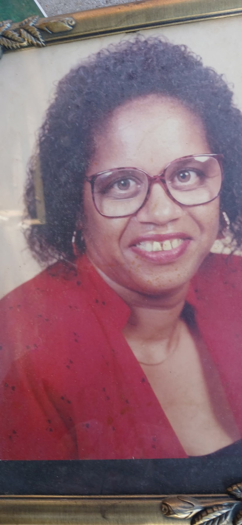 Obituary of Marie Ethel Sanders