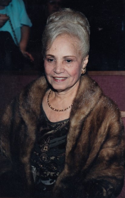 Obituary of Maria L Fontan-Flores