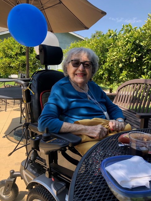 Obituary of Lore Spiegel Sommerfeld