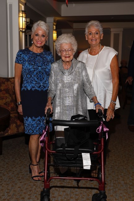 Obituary of Betsy T Murphy