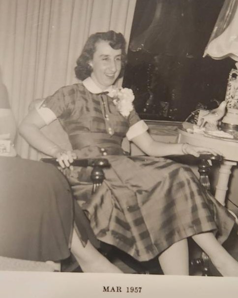 Obituary of Lois Ivanell Barbour