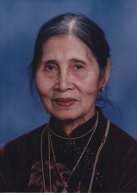 Obituary of Nguyet-Bao T. Bui