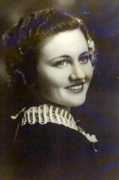 Obituary of Alma Lee Watts