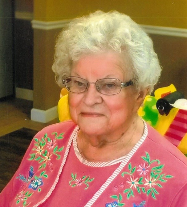Obituario de June Rose Hartmann