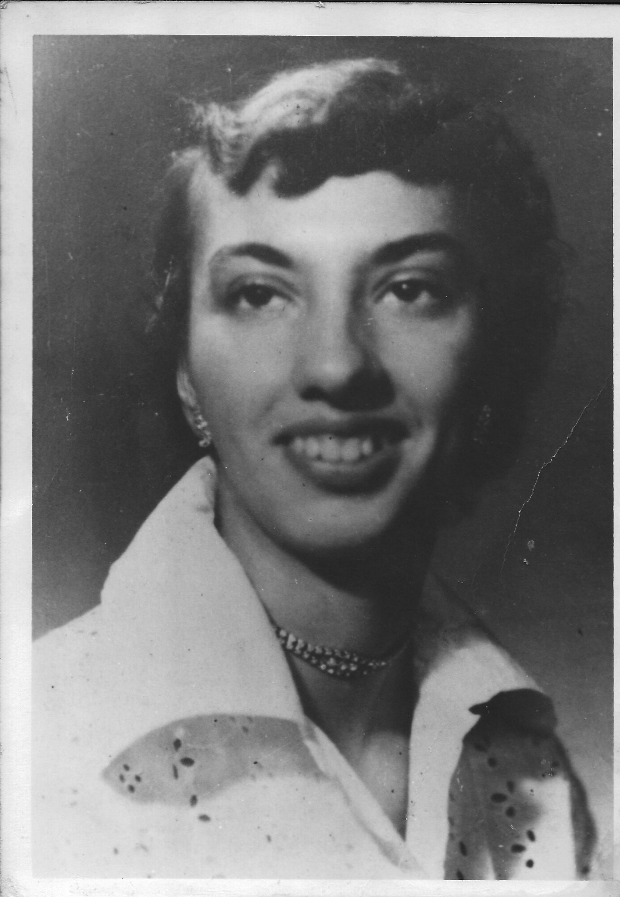 Obituary of Phyllis J. Harris