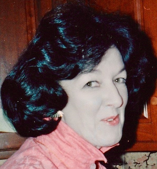 Obituary of Margaret "Peggy" Calnan Snow