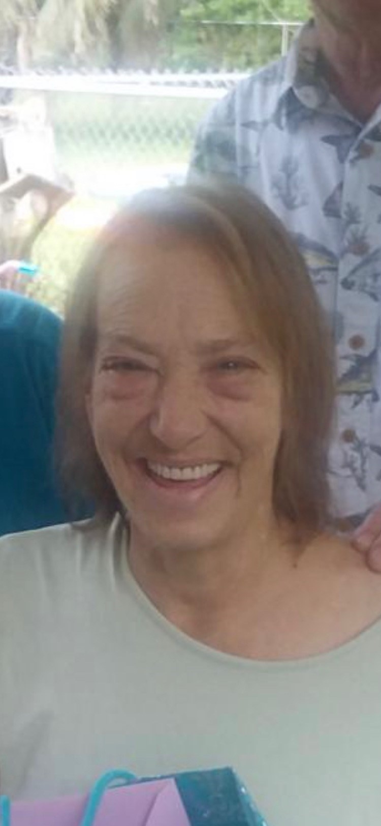 Obituary of Tamela "Tammy" Savelli Walker