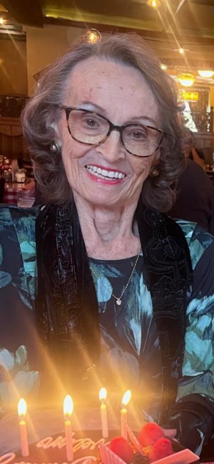 Obituario de Evelyn Shirley Augustus