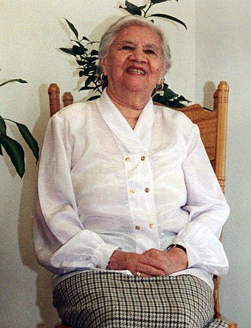 Obituary of Mercedes Ramirez De Caicedo