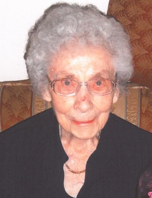 Obituary of Viola May Davies