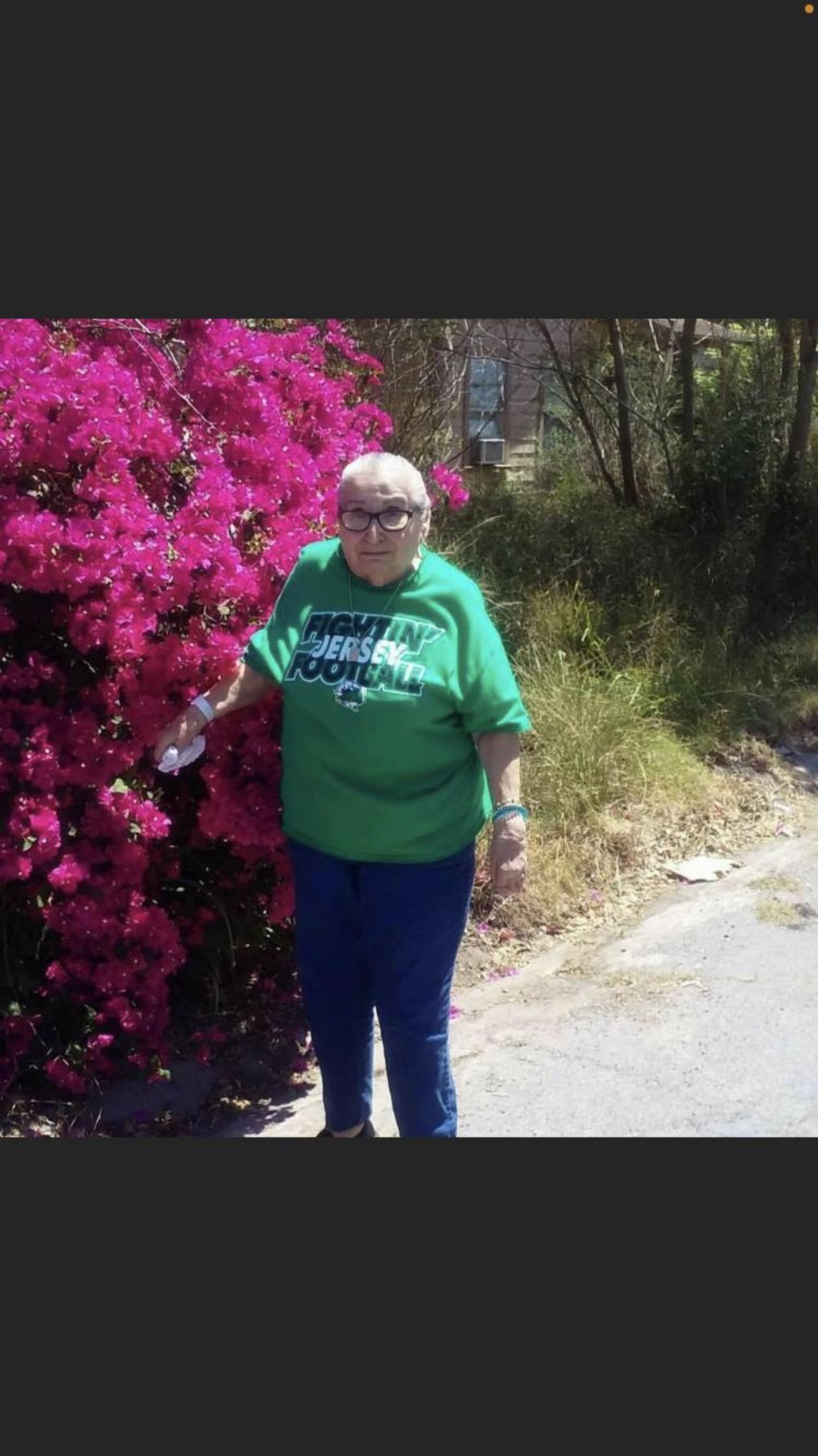 Obituary of Manuela M. Perez