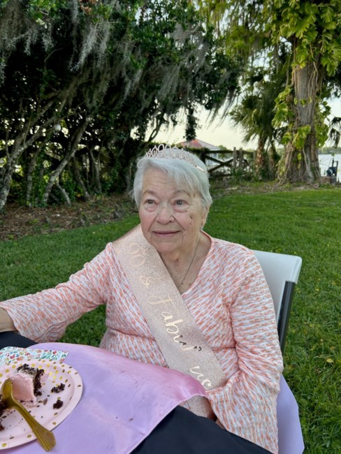 Obituary of Helen Gladys Fraser