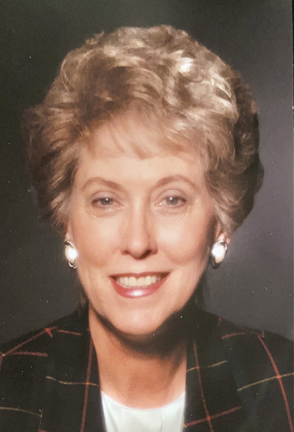 Obituary of Neysa Nixon Fort