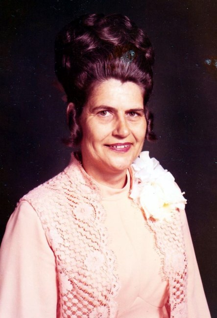 Obituario de Edna V. Vollmer