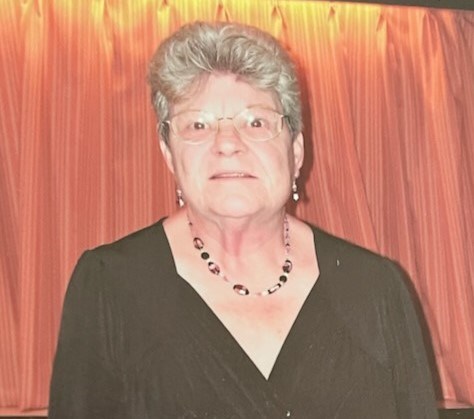 Obituary of Mary Alice Flores