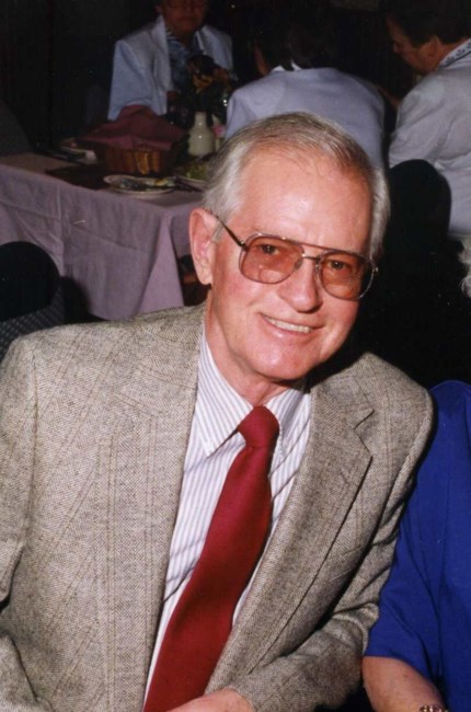 Obituario de William F. MacDougall Jr.