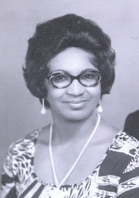 Obituary of Una Flemings