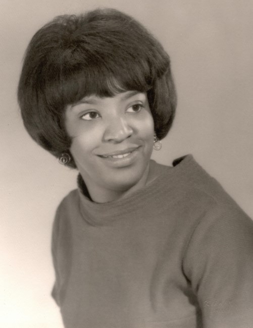 Obituary of Joyce Evelyn Lewis