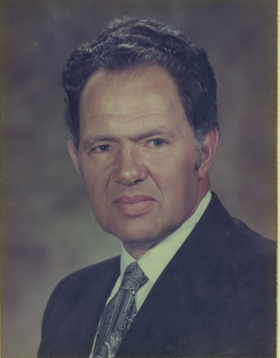 Obituario de David William Roberts