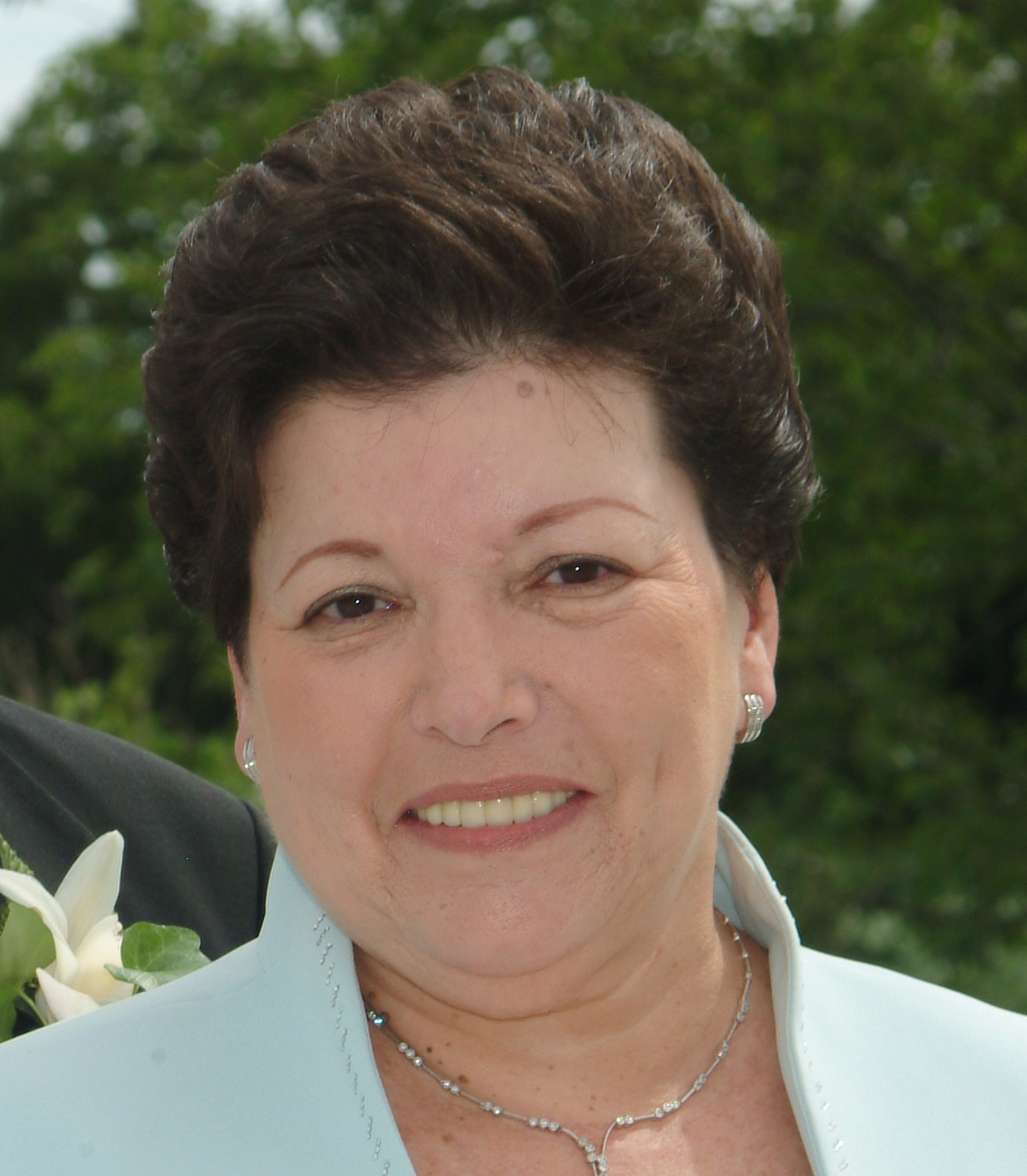 Obituary of Loraine Kreinces