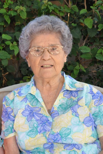 Obituary of Maria R. Perez