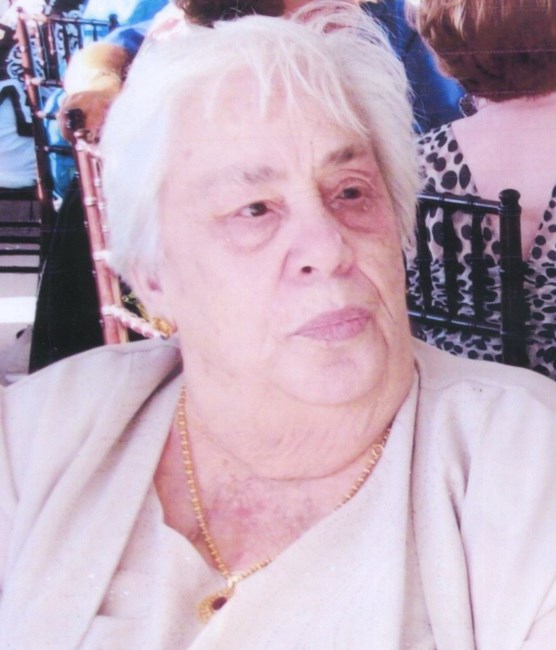 Obituary of Maria Alvarina Azevedo
