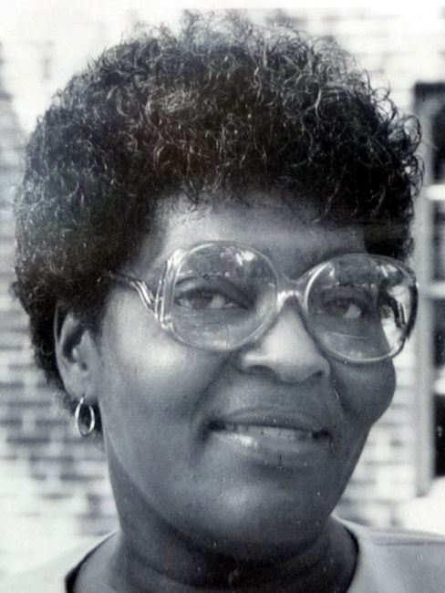 Obituary of Eva Johnson Hollins