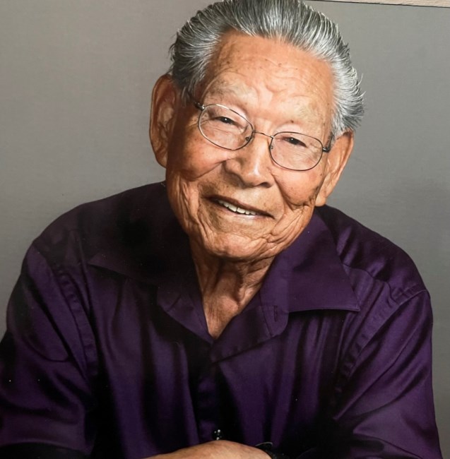 Obituary of Manuel Leon Aroz