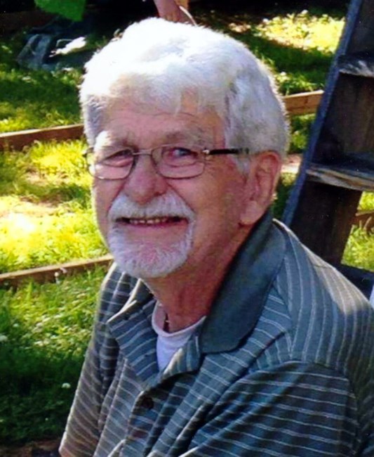 Obituary of Harold Comstock