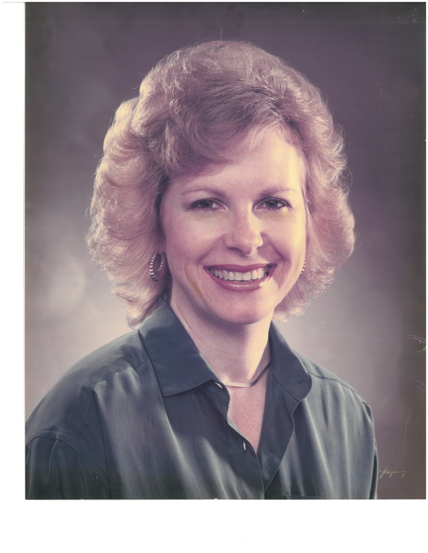 Obituary of Carolyn Ann Cherry Moore