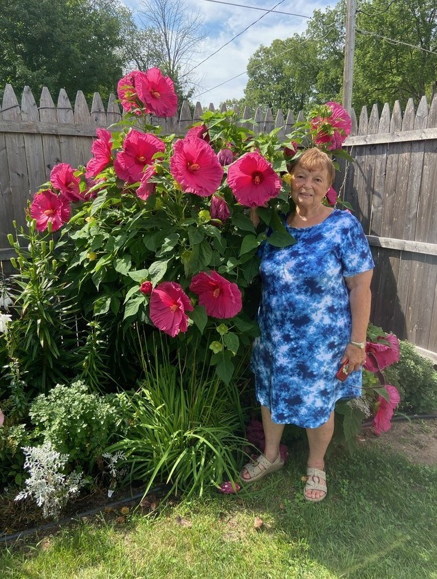 Obituary of Eva "Ruth" Jacobs