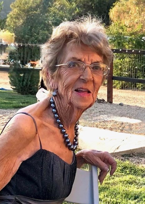 Avis de décès de Elizabeth Catherine Pelle